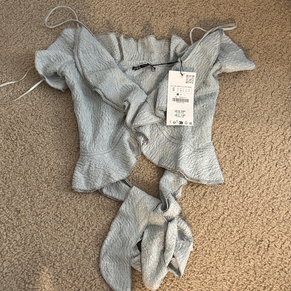 NWT Zara ruffled textured top - Picture 2 of 2